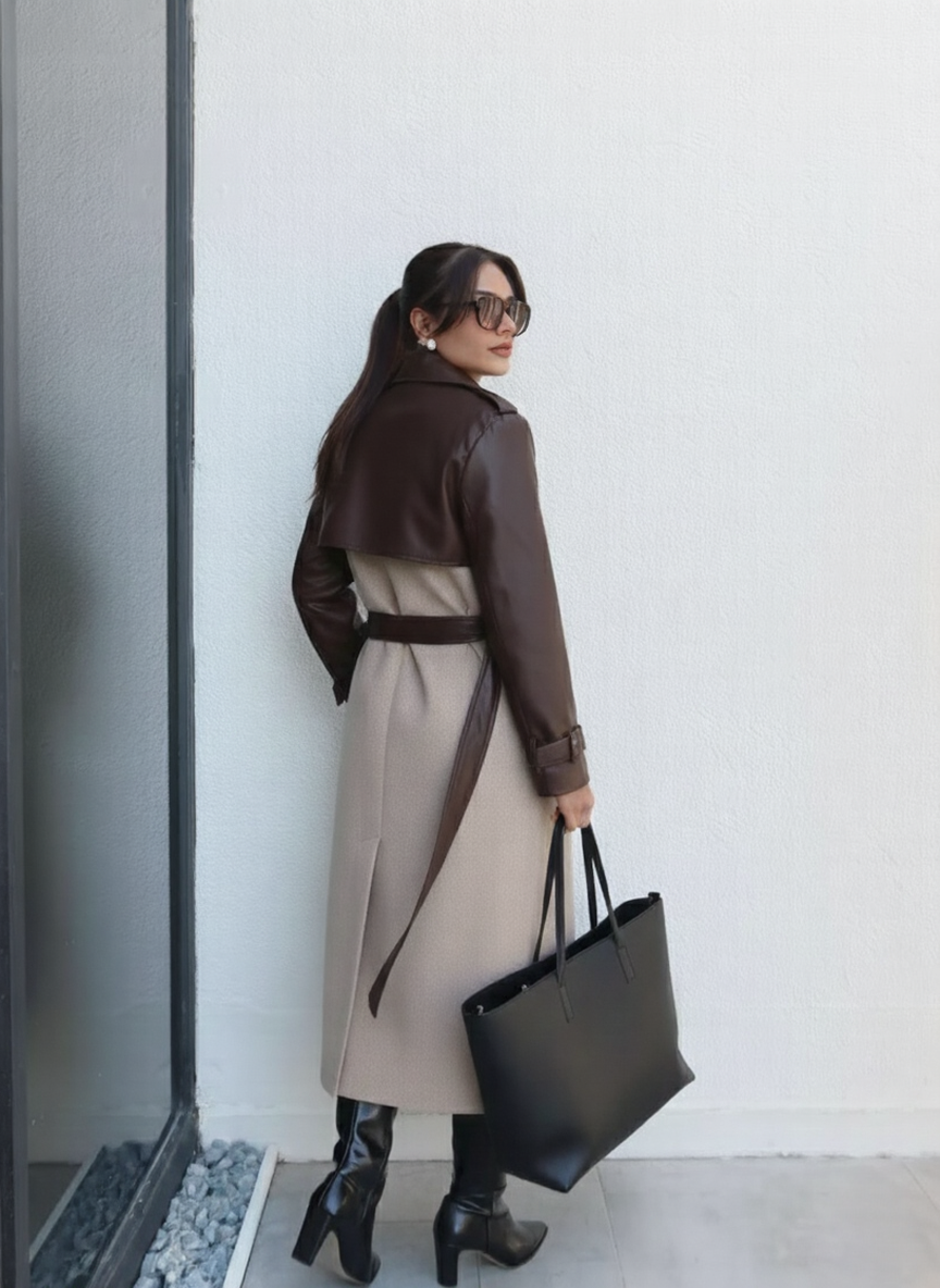 Manteau Long à Chevrons Beige / Détails en Cuir Marron