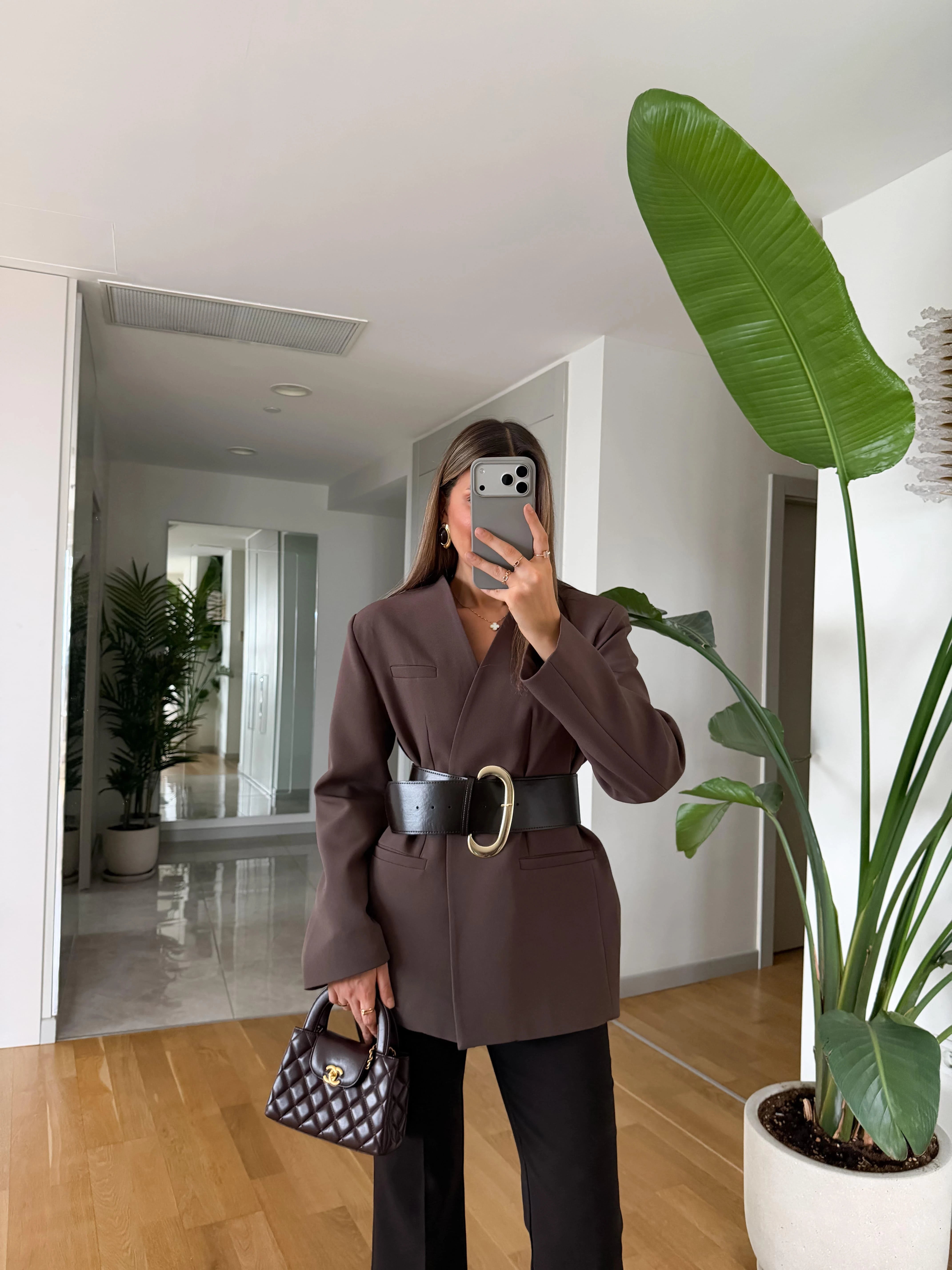 Blazer Héritage Espresso femme, oversized, ceinture dorée, brun espresso, structuré, premium