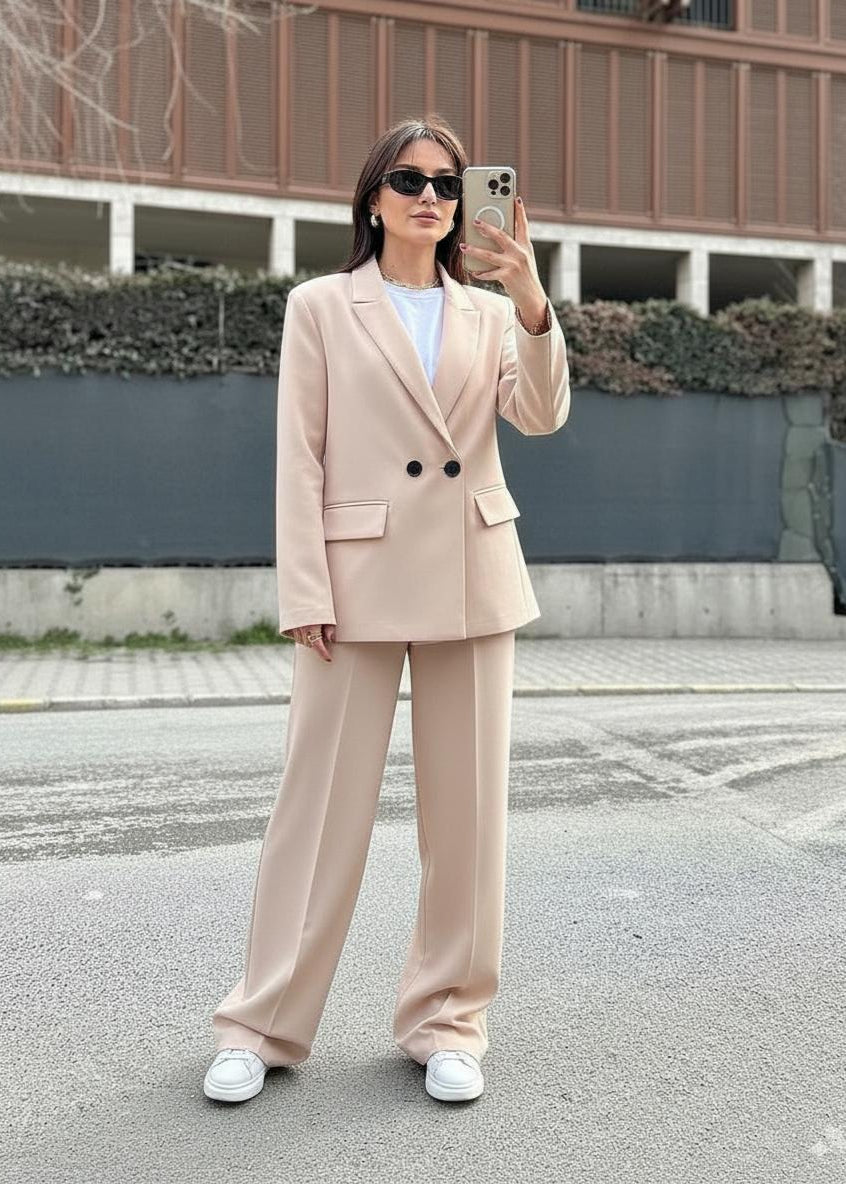 Costume pour femme oversize beige