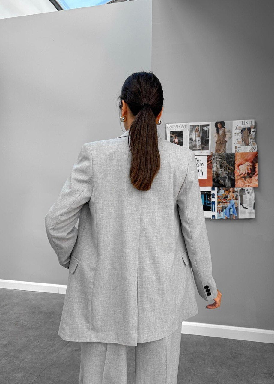 ensemble tailleur gris acier chic