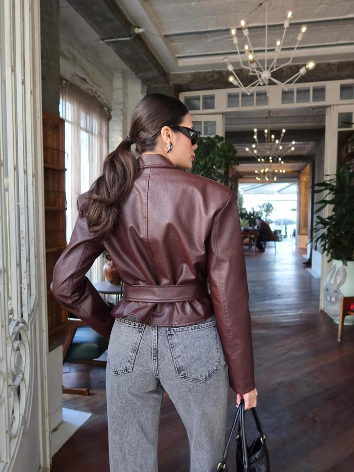 Jacket ceinturé en similicuir - Bordeaux