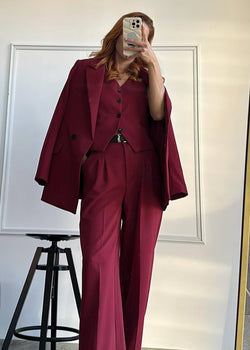 Ensemble tailleur bordeaux / 3 pièces