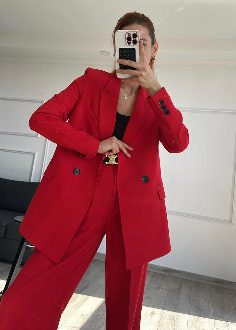 Ensemble tailleur rouge