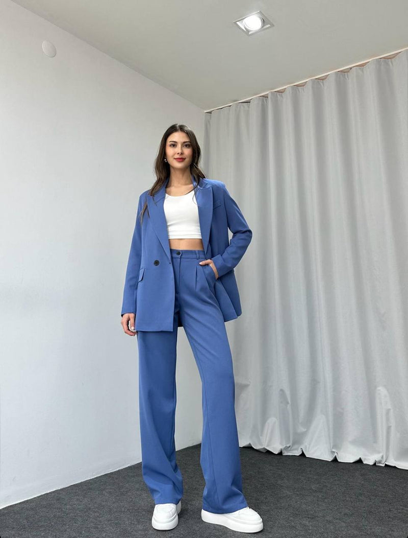 Ensemble tailleur bleu barbeau