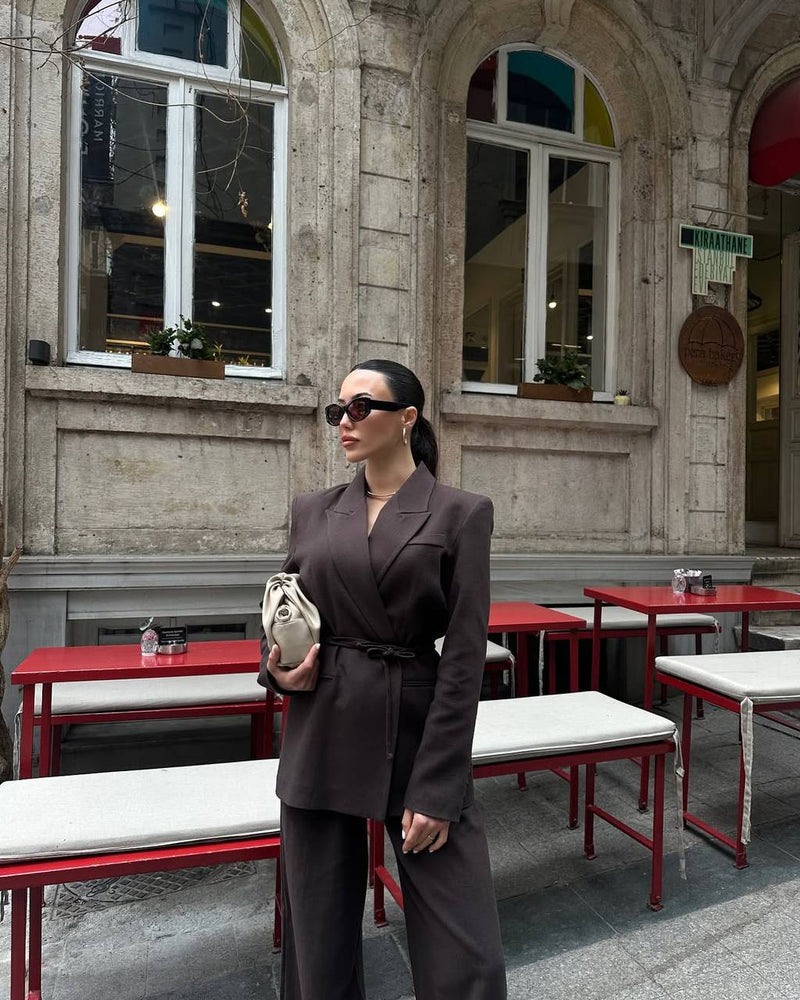 Ensemble tailleur ceinturé - Chocolat