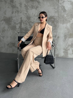 Ensemble Tailleur camel– Blazer Doublé & Pantalon Palazzo