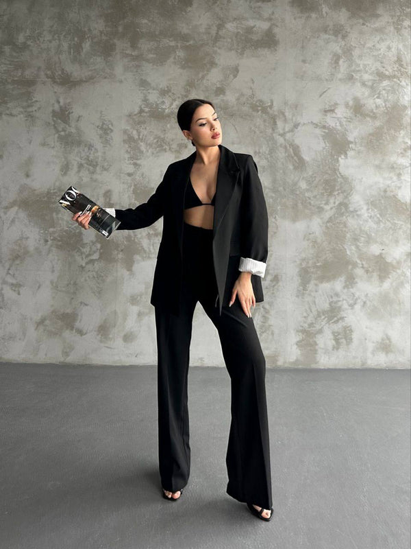 Ensemble Tailleur Noir – Blazer Doublé & Pantalon Palazzo