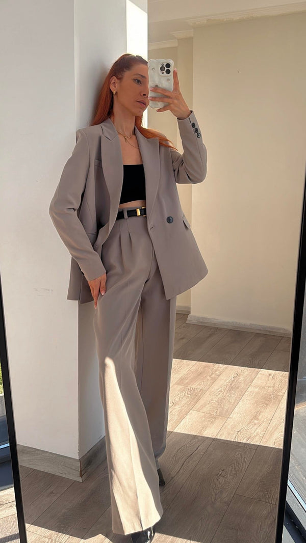 Ensemble Tailleur gris clair