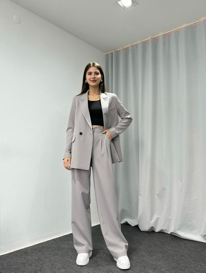 Ensemble Tailleur gris clair