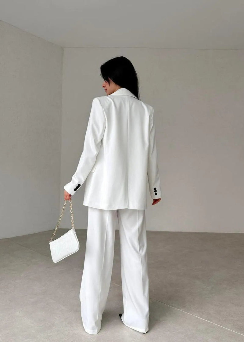 Ensemble Tailleur blanc– Blazer Oversize et Pantalon Élégant pour Femmes