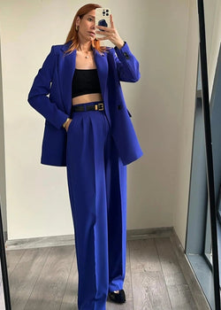 Ensemble tailleur bleu saphir