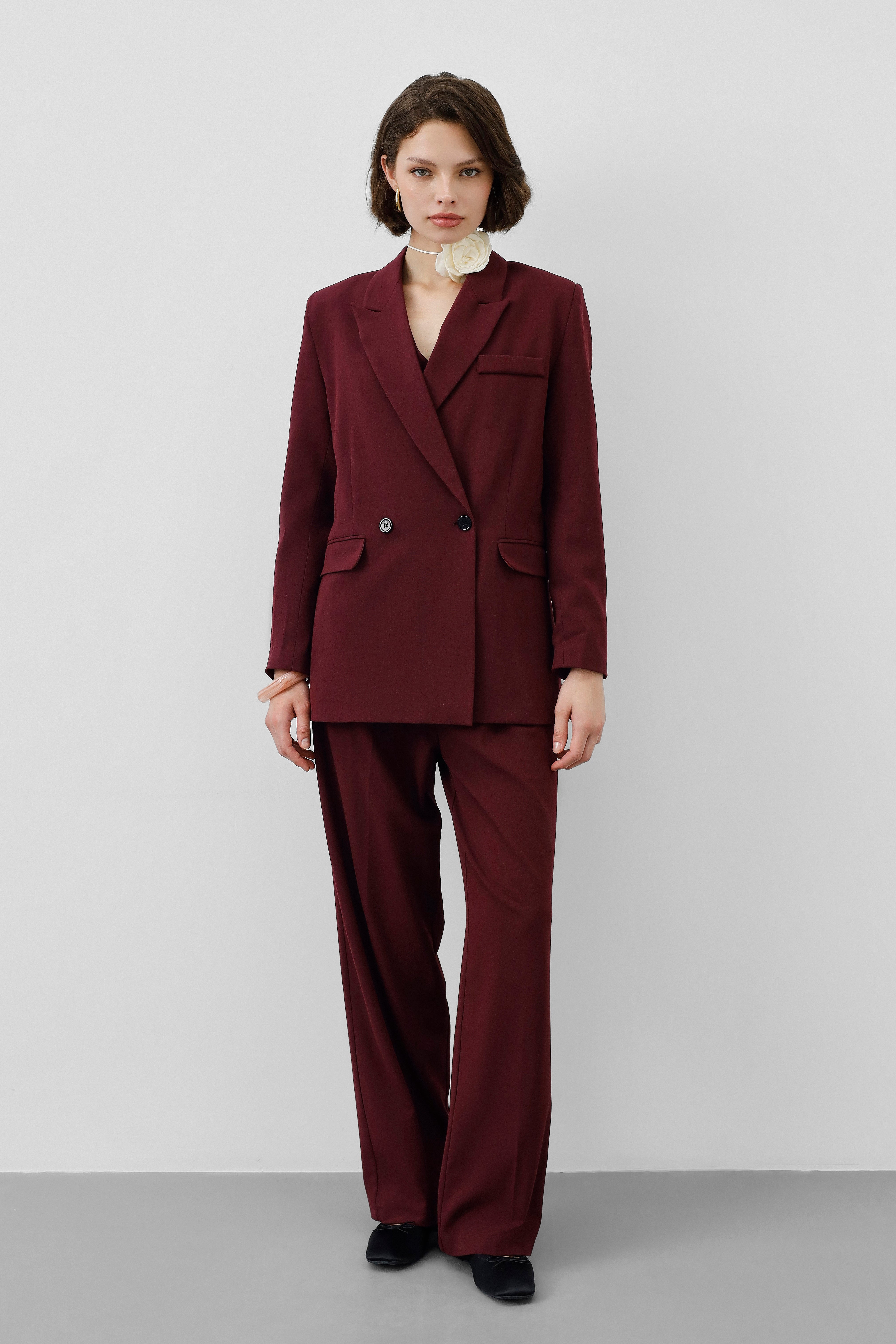 Ensemble Stockholm Bordeaux Impérial femme, 3 pièces, blazer croisé, gilet cintré, pantalon fluide, bordeaux profond, structuré, élégant