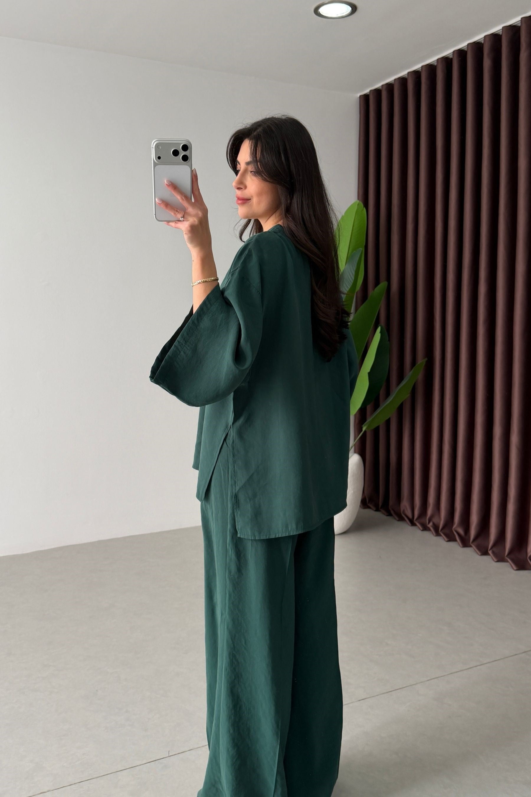 Ensemble Stockholm Émeraude Profonde femme, blouse fluide, pantalon ample, émeraude profonde, élégant, moderne