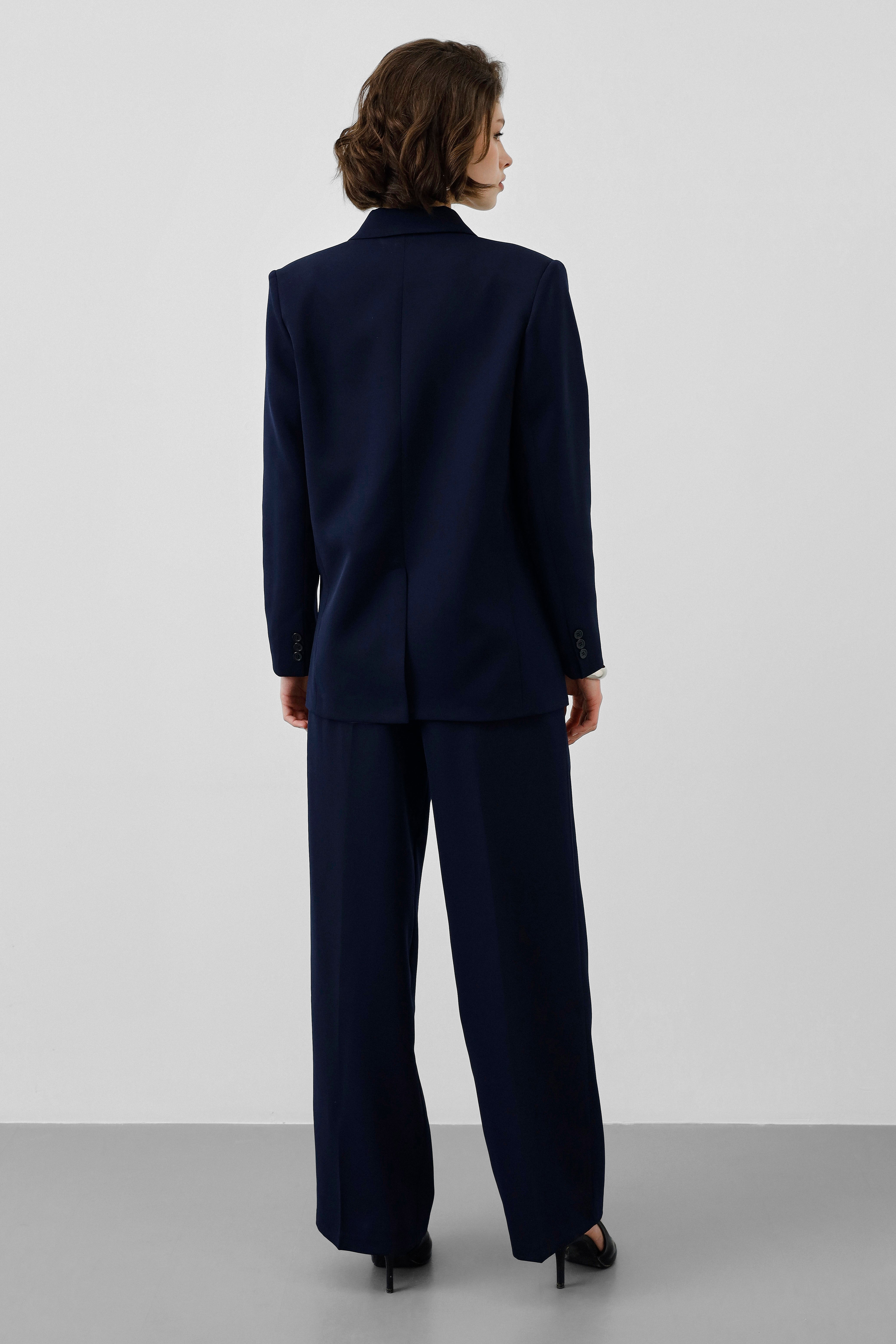 Ensemble Minuit Signature femme, blazer structuré, pantalon fluide, bleu nuit, élégant, tailoring