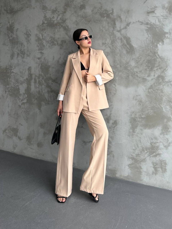 Ensemble Tailleur camel– Blazer Doublé & Pantalon Palazzo