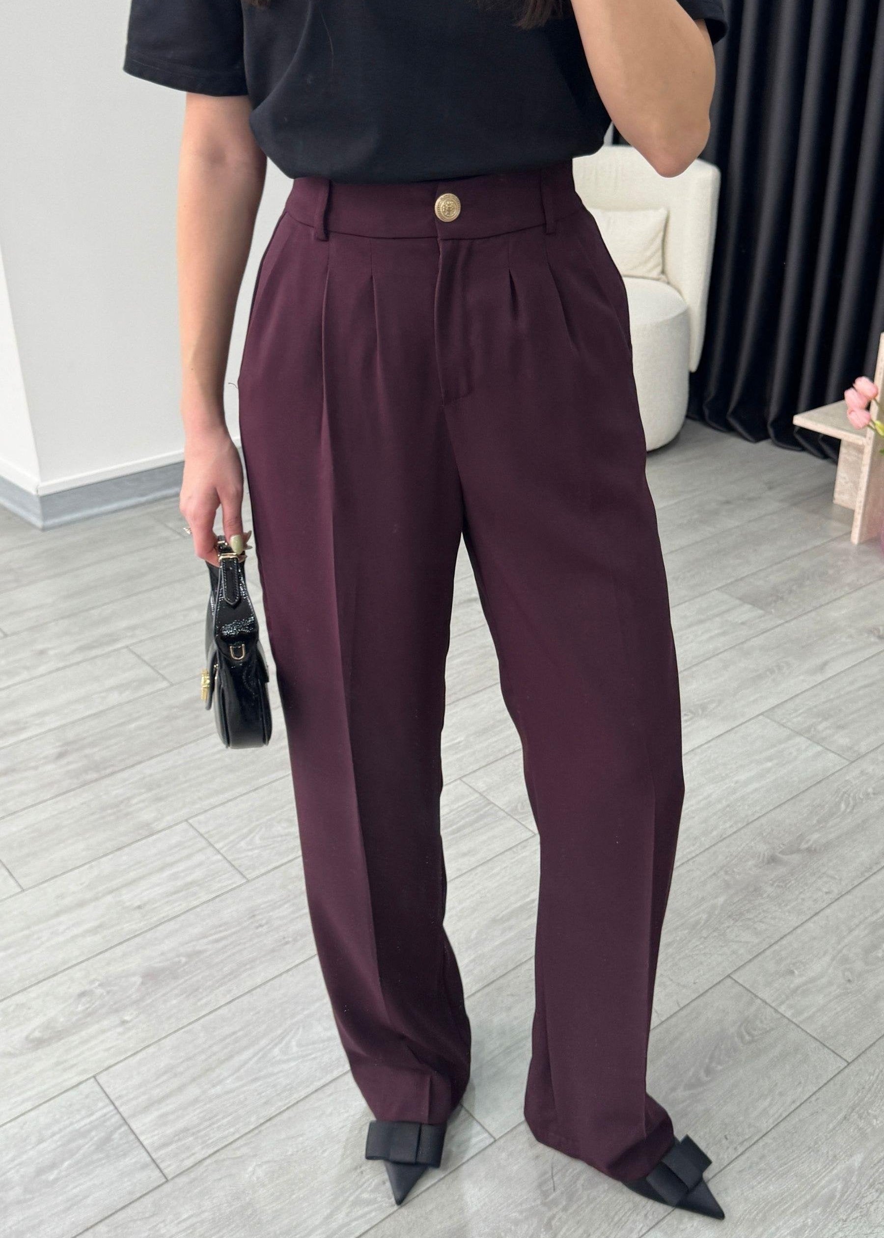 Pantalon Bordeaux Fluide à bouton doré