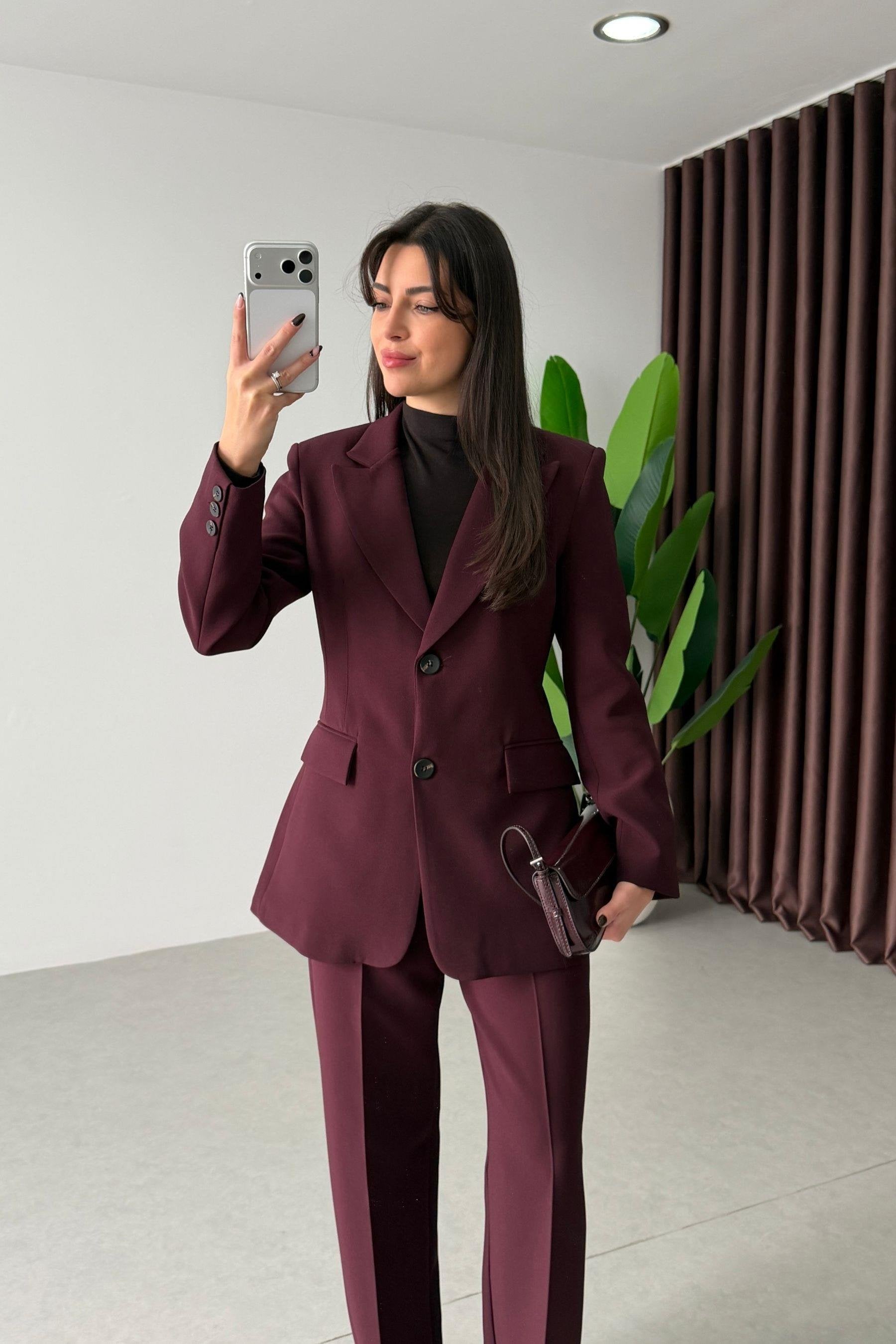 Ensemble tailleur épure - Bordeaux