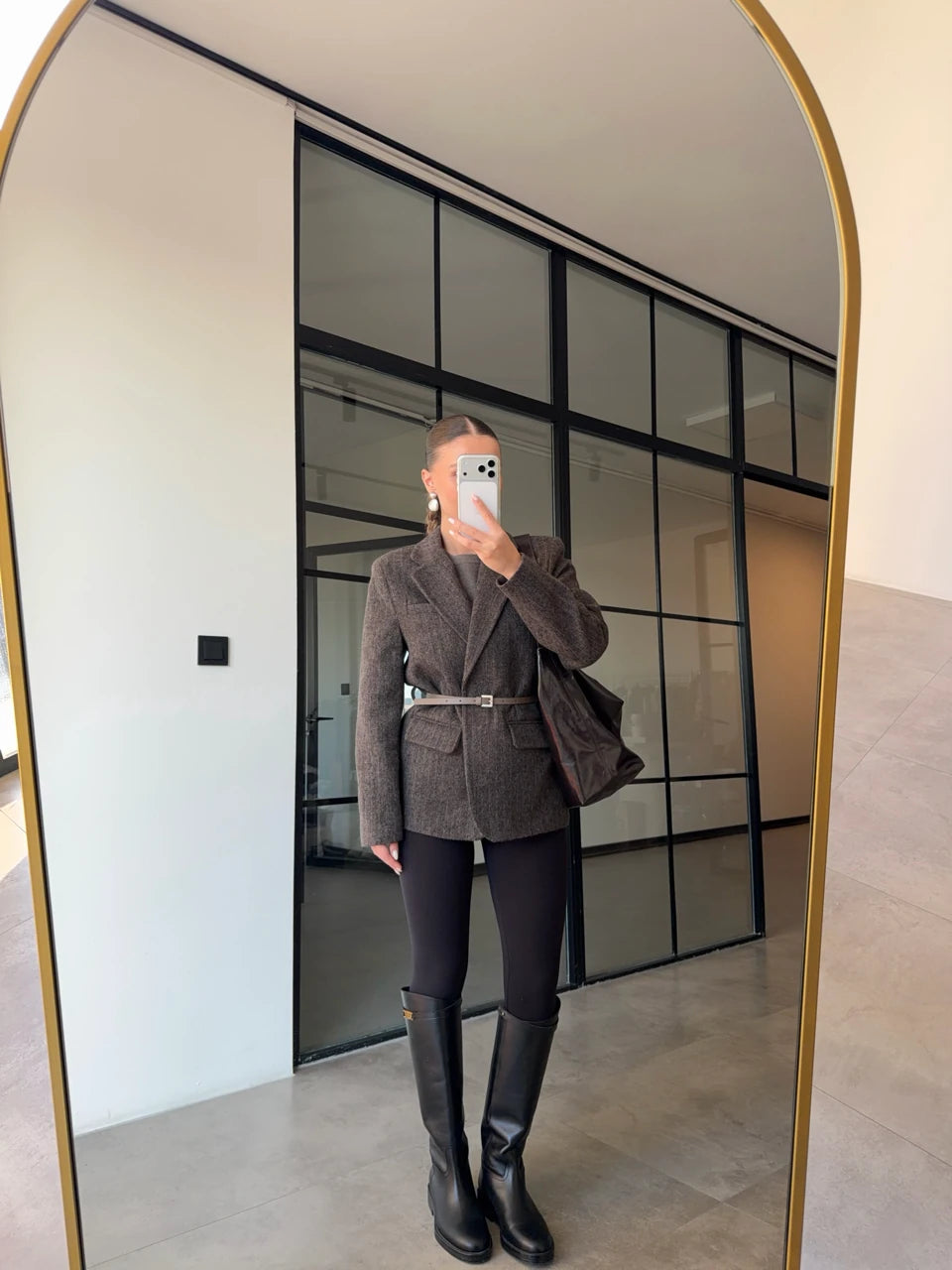 Veste ceinturée à fines rayures - Marron