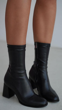 Bottines stretch à talon Noir