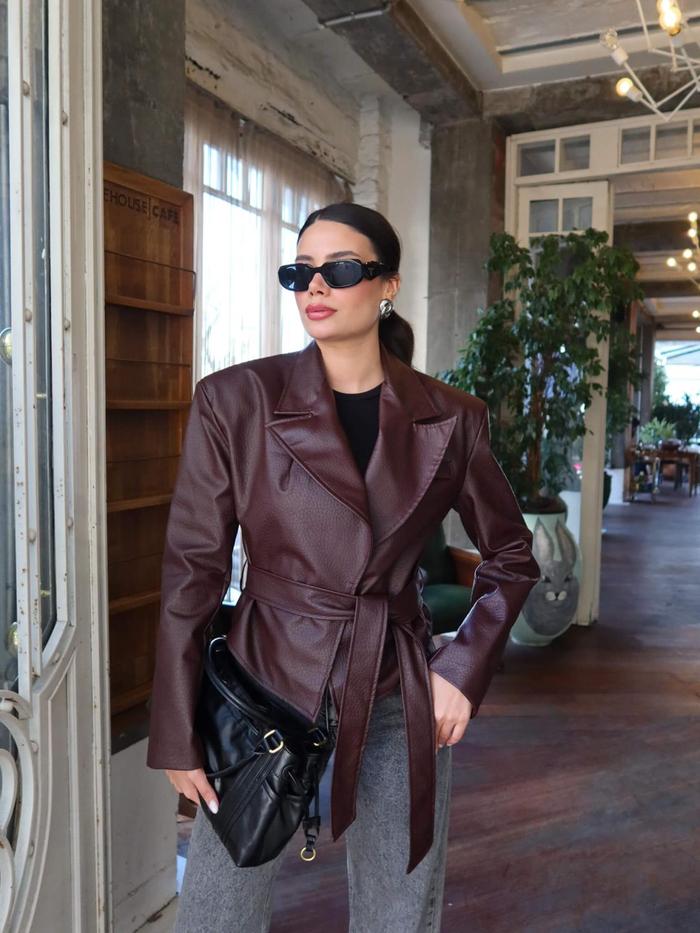 Jacket ceinturé en similicuir - Bordeaux