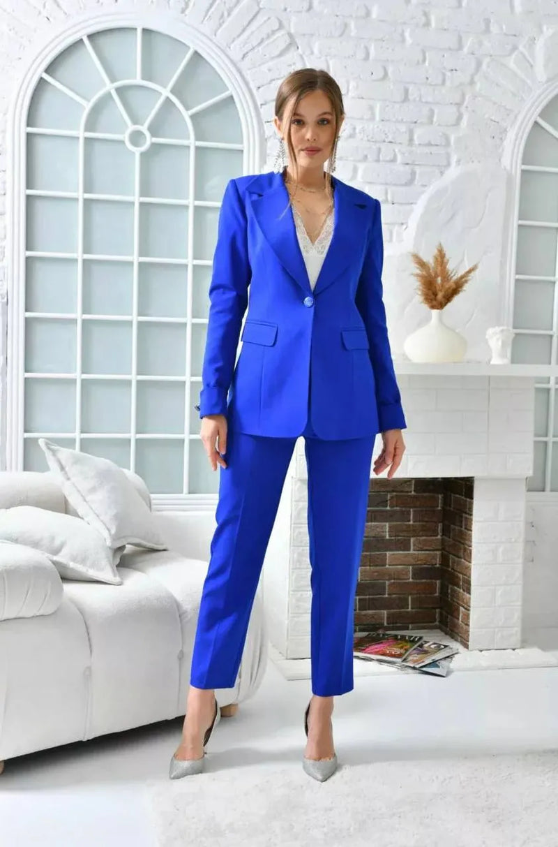 Costume bleu roi / pantalon court et veste à manchette