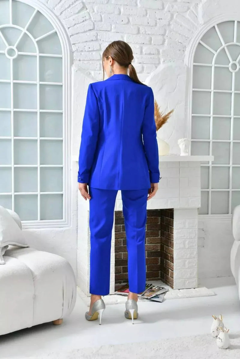 Costume bleu roi / pantalon court et veste à manchette