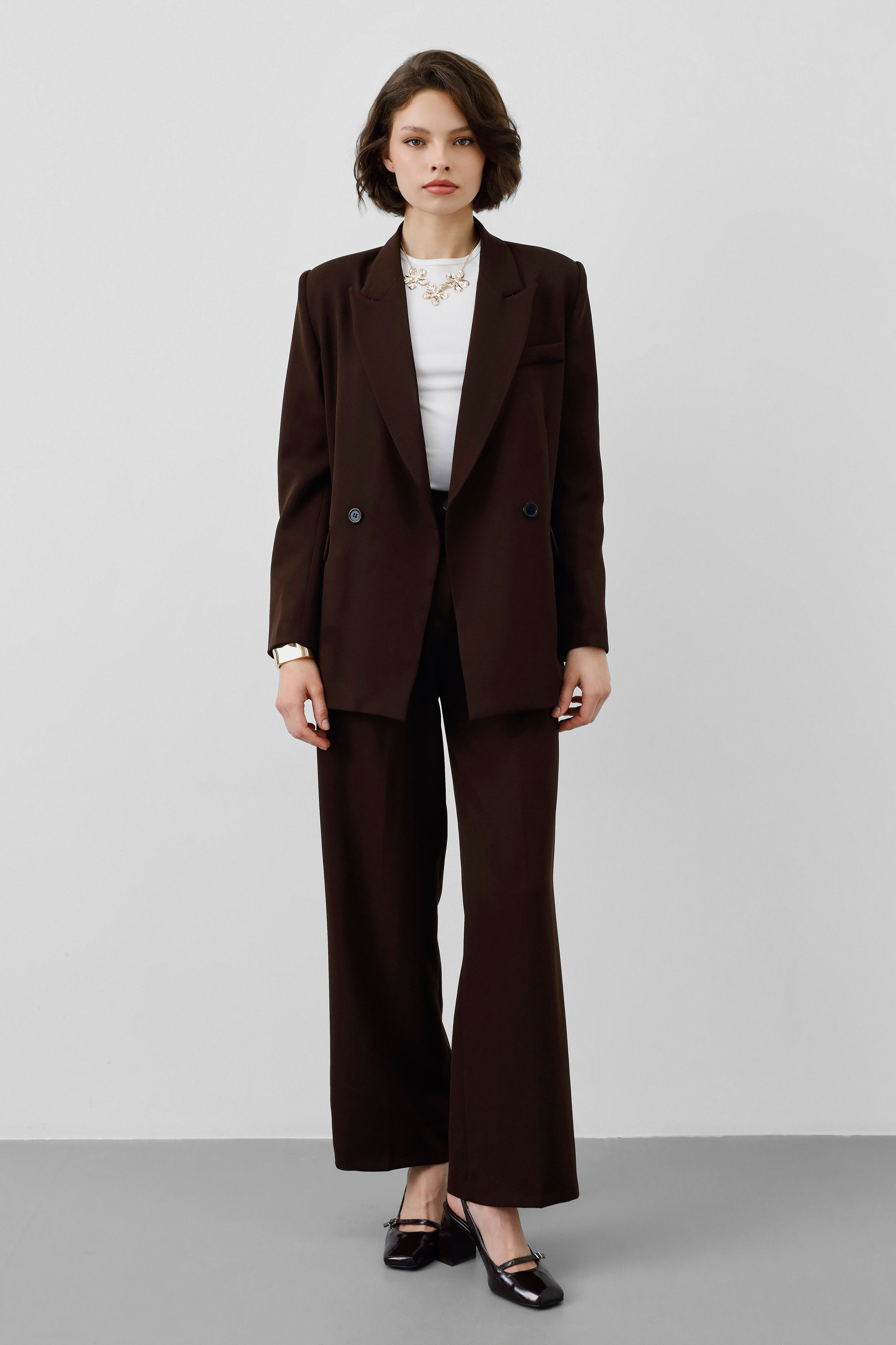Ensemble Stockholm Héritage Marron femme, blazer structuré, pantalon fluide, marron chocolat, élégant, tailoring