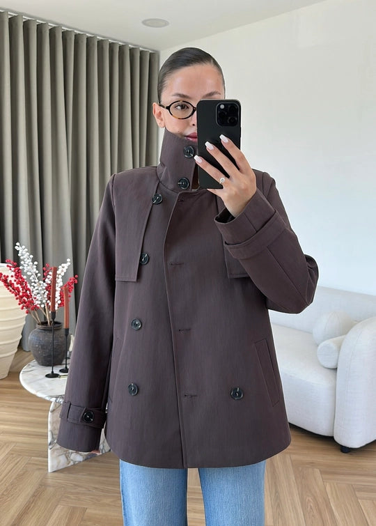 Trench Court Kensington — Chocolat